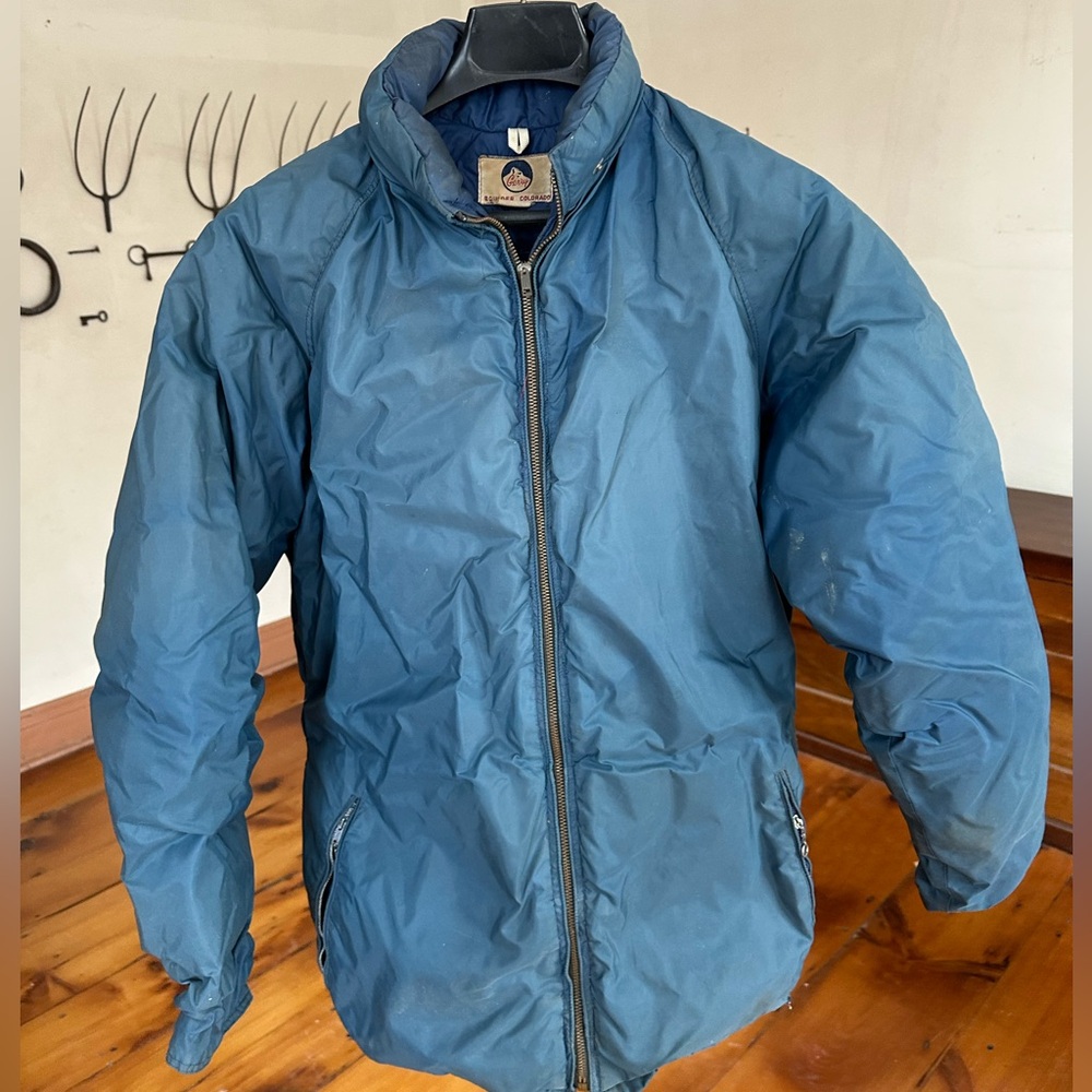VINTAGE DOWNJACKET 
MADE IN BOULDER COLORADO USA